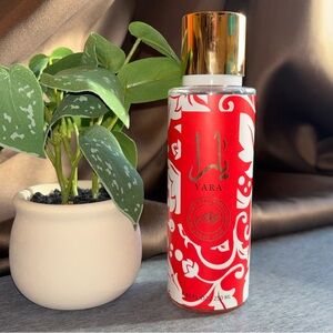 Yara Candy Red Body mist new